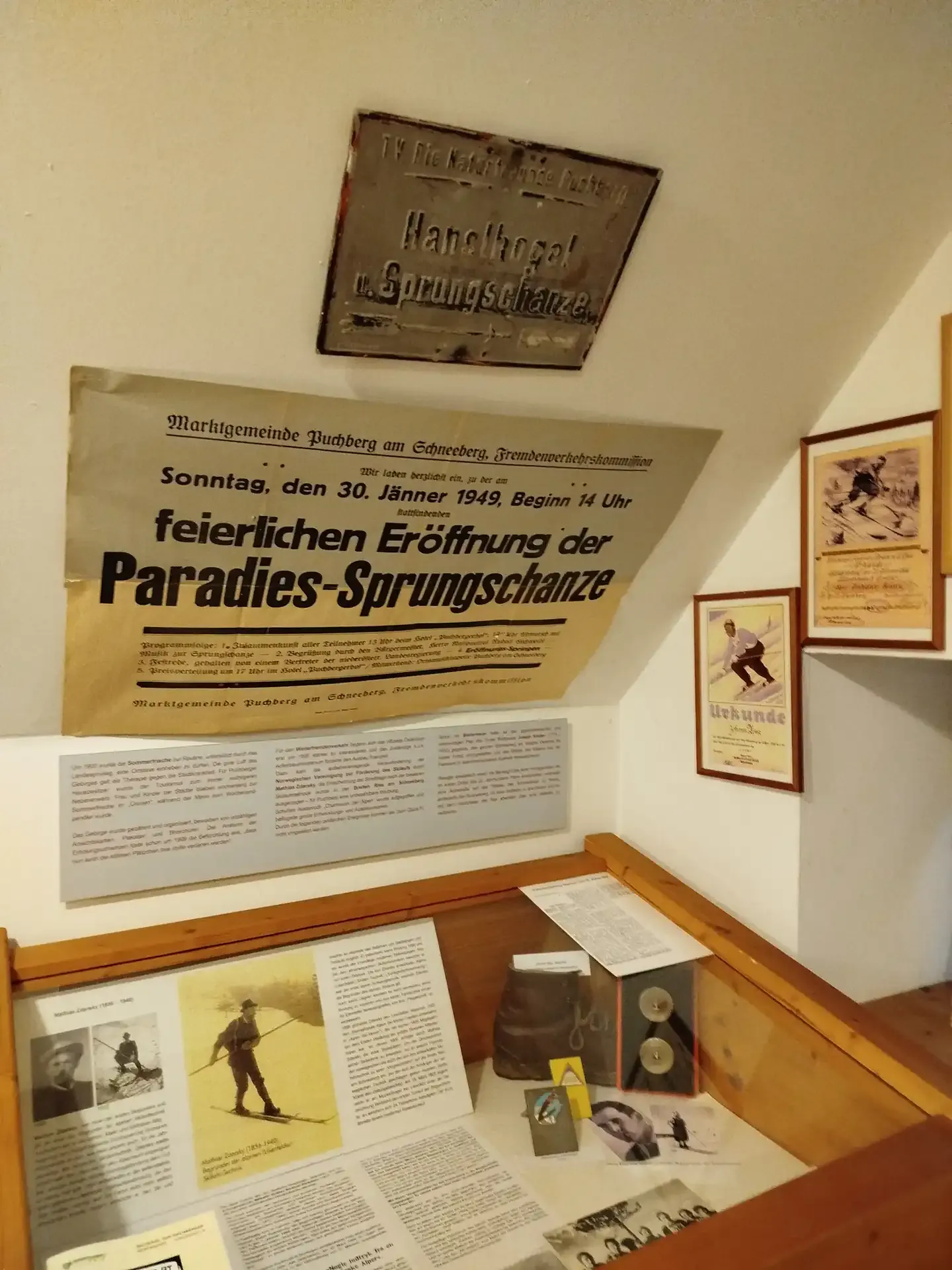 Einblick in die Schauräume des Schneeberg-Museums 10